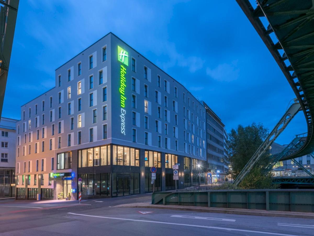 Holiday Inn Express - Wuppertal - Hauptbahnhof, An Ihg Hotel Exterior photo